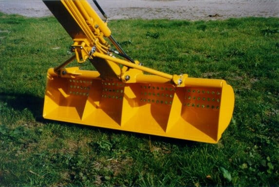 dredge bucket