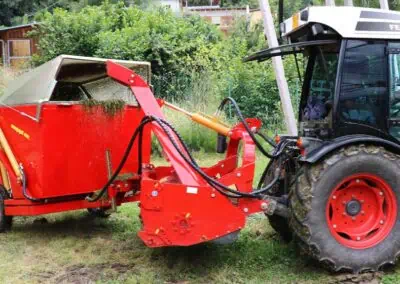 Seppi SMO drago attached to tractor