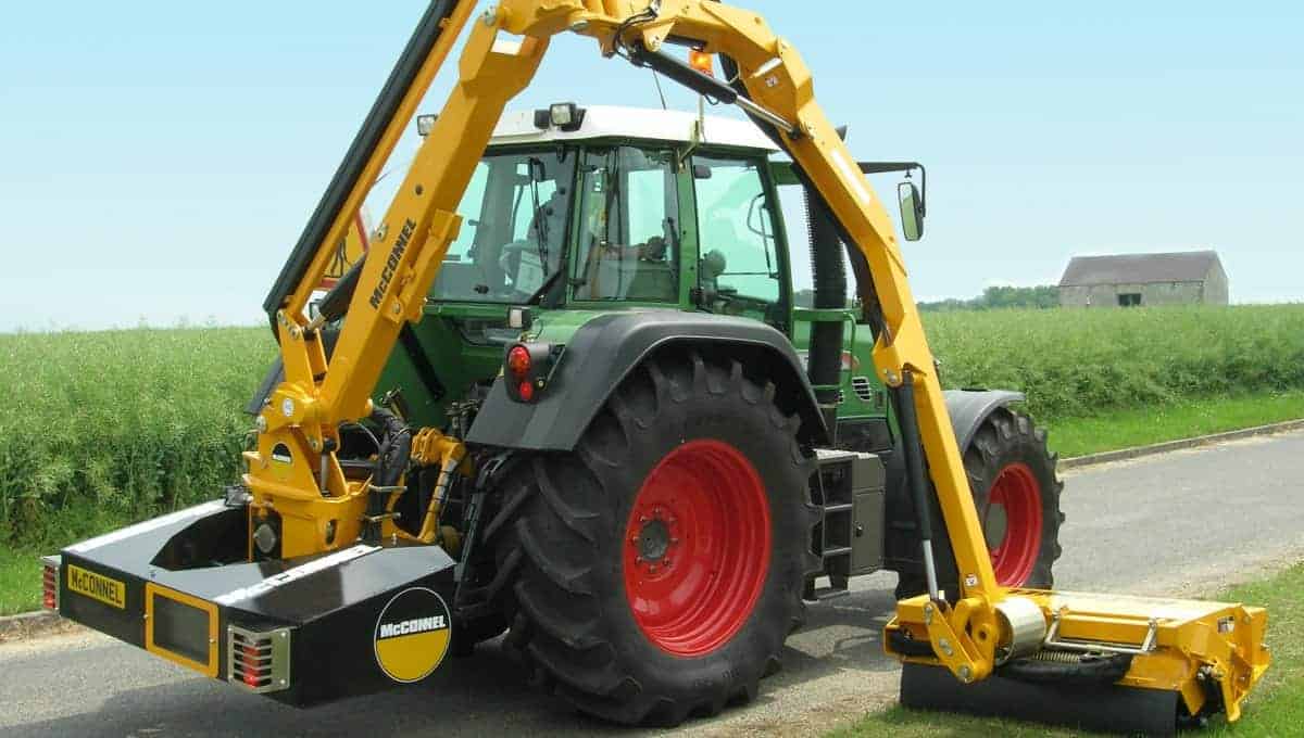 versi-series-3 McConnel Power Arm Versi Series