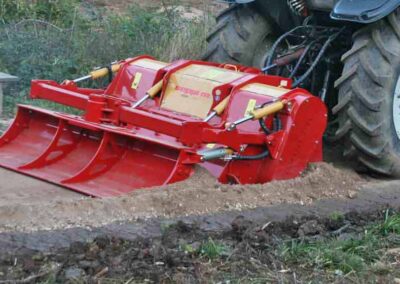 Seppi m. MIDIPIERRE dt rock crushing and tilling