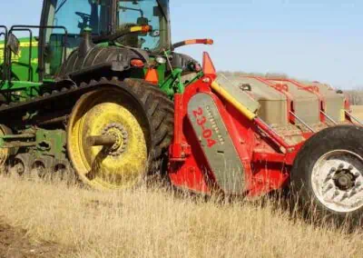 Seppi MAXISOIL on dry grass