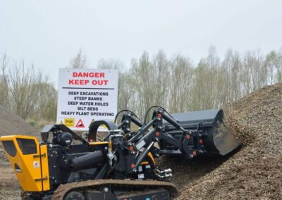robo bucket and loader