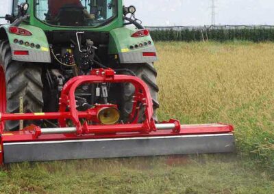 S9 Dyna in action, mulching grass